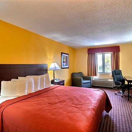 Quality Inn Central Wisconsin Airport Mosinee Номер фото