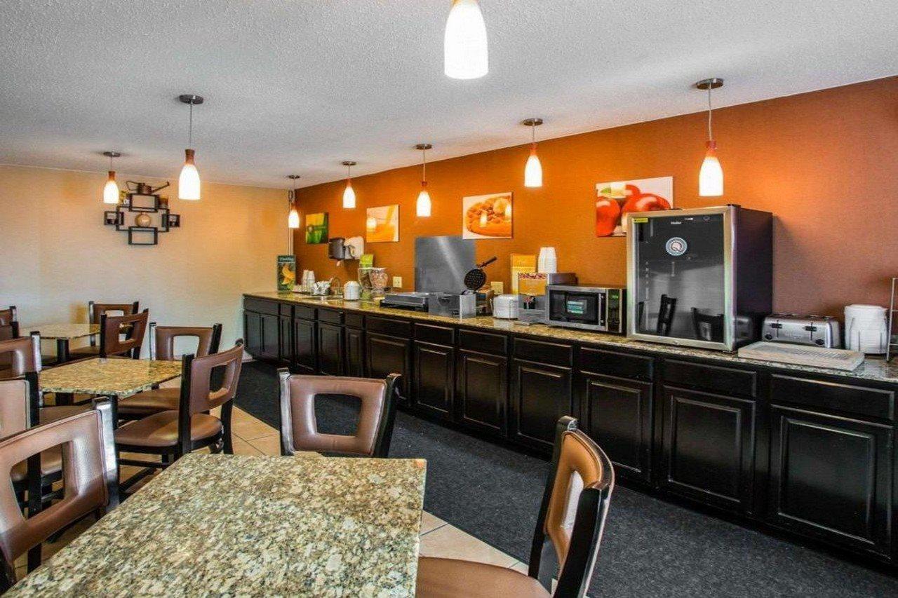 Quality Inn Central Wisconsin Airport Mosinee Экстерьер фото