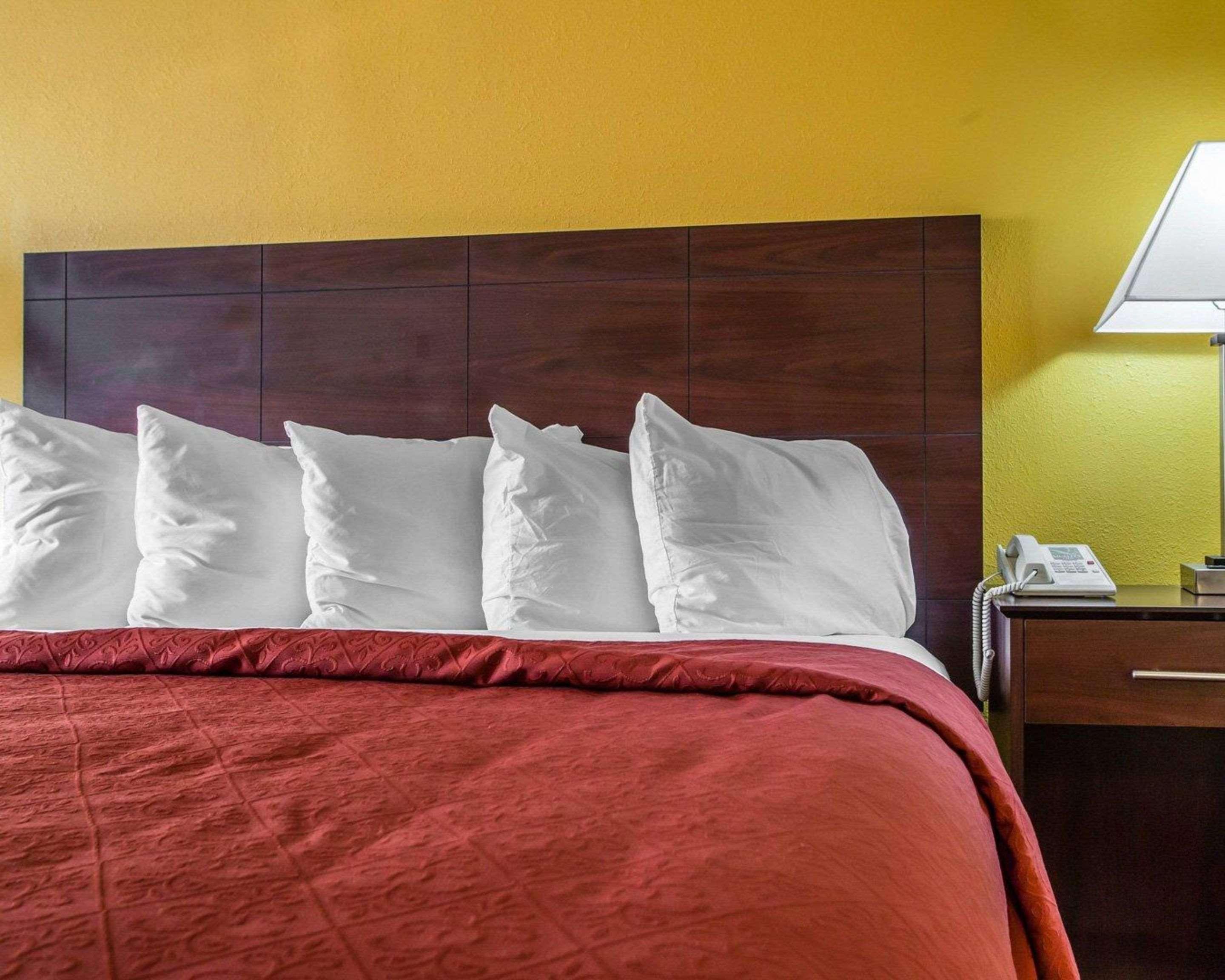 Quality Inn Central Wisconsin Airport Mosinee Экстерьер фото