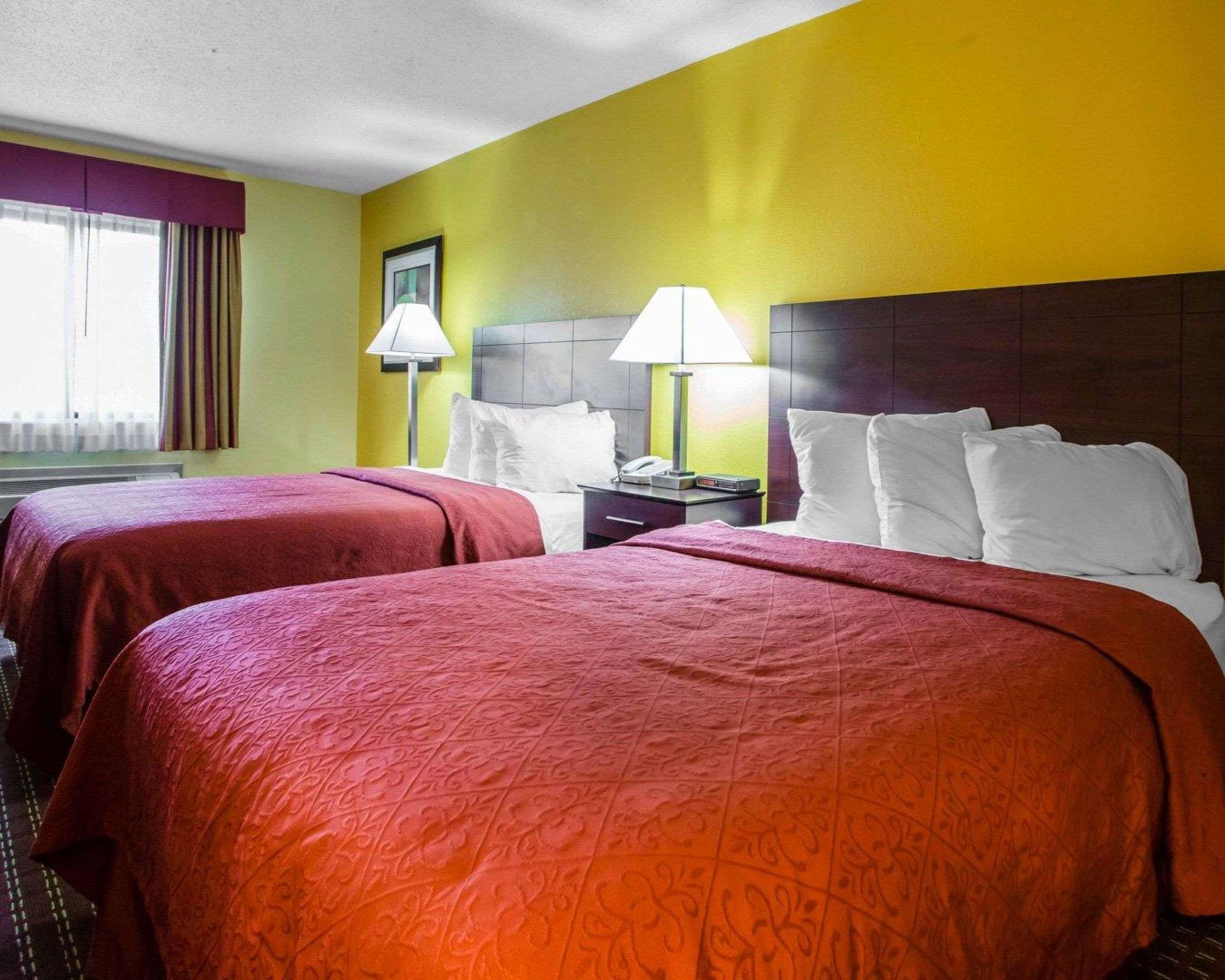 Quality Inn Central Wisconsin Airport Mosinee Экстерьер фото