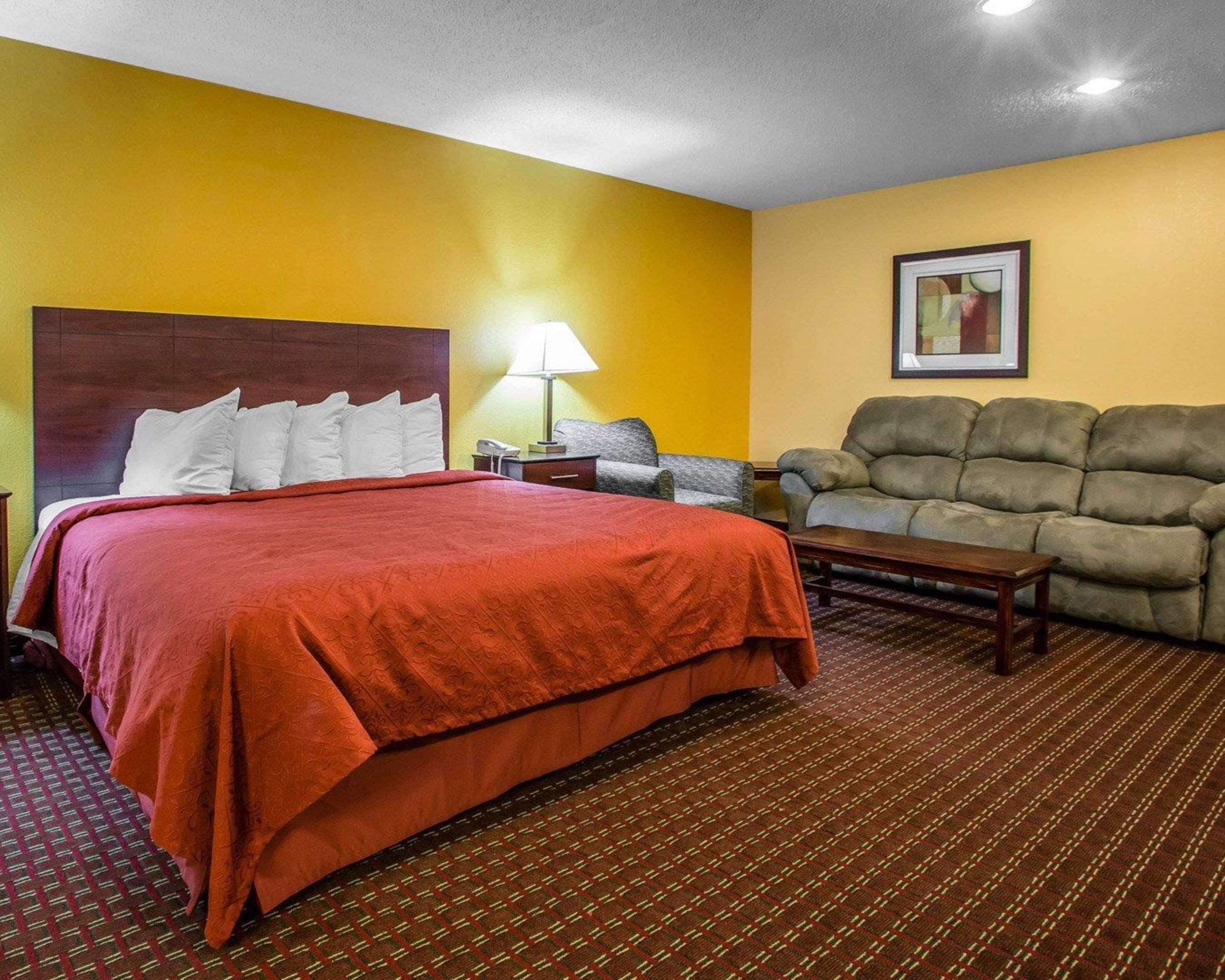 Quality Inn Central Wisconsin Airport Mosinee Экстерьер фото