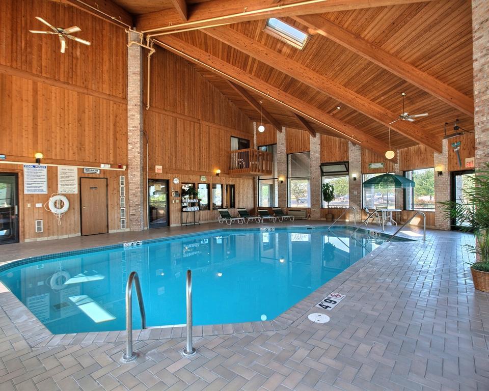 Quality Inn Central Wisconsin Airport Mosinee Экстерьер фото