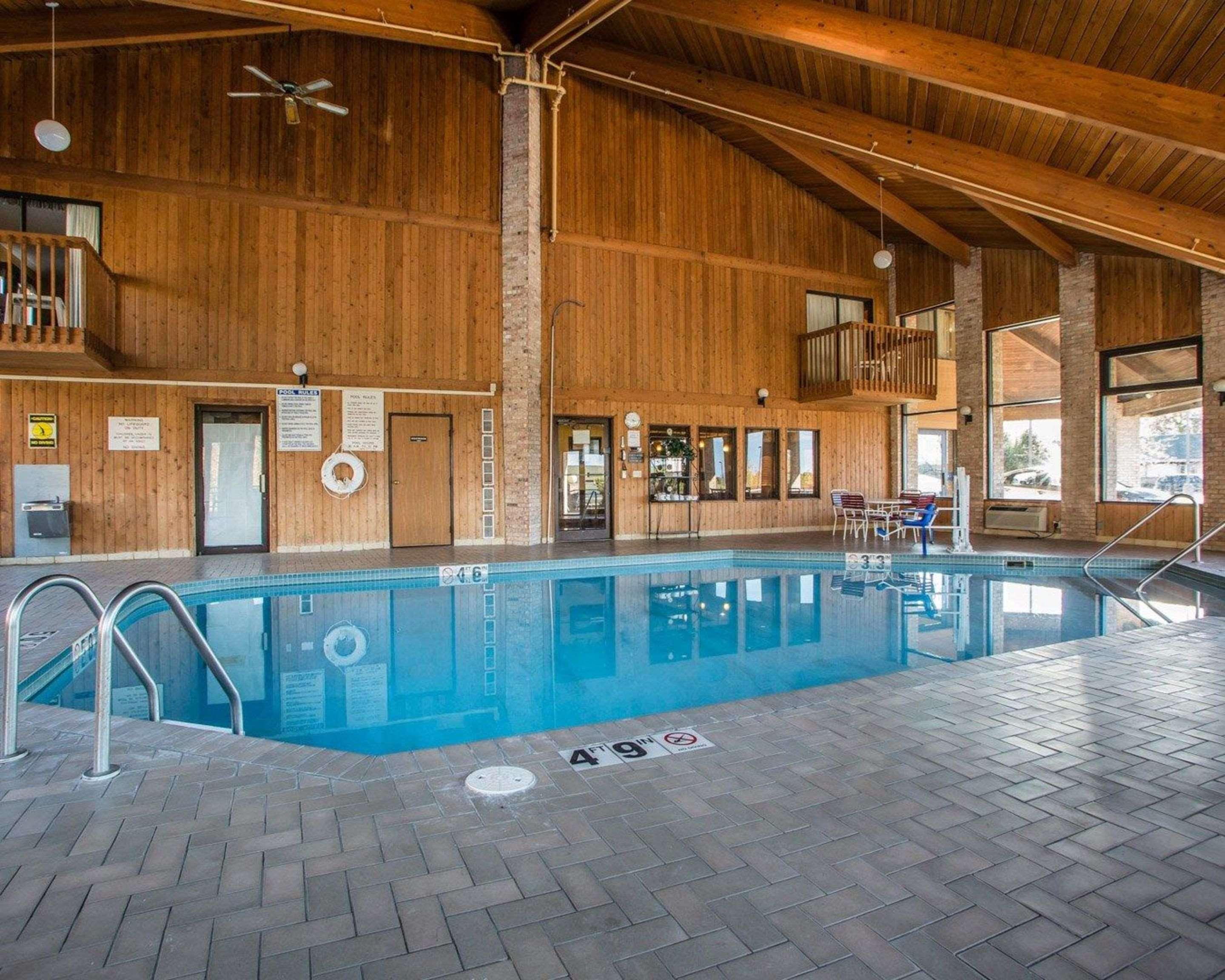 Quality Inn Central Wisconsin Airport Mosinee Экстерьер фото