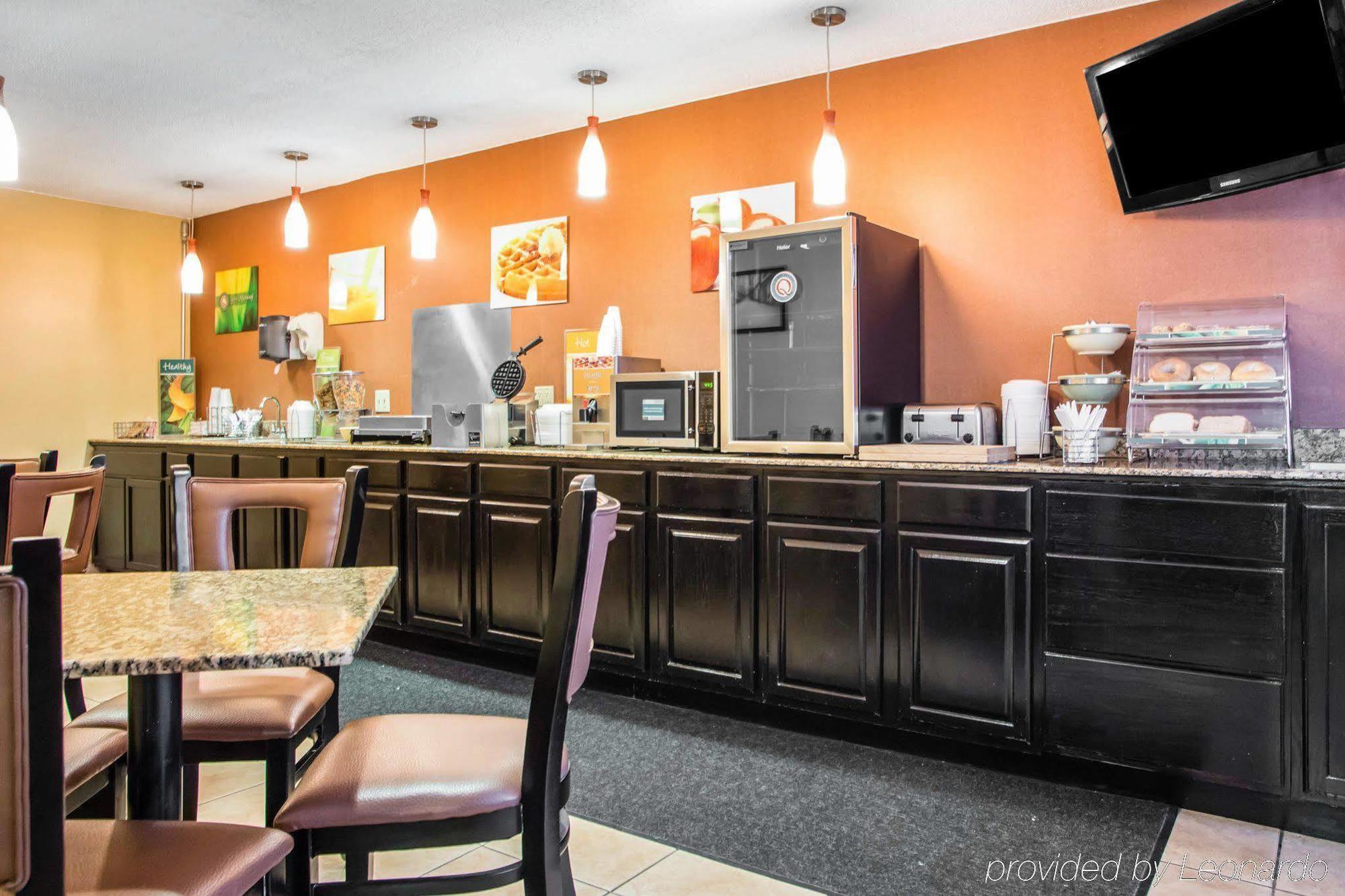 Quality Inn Central Wisconsin Airport Mosinee Экстерьер фото