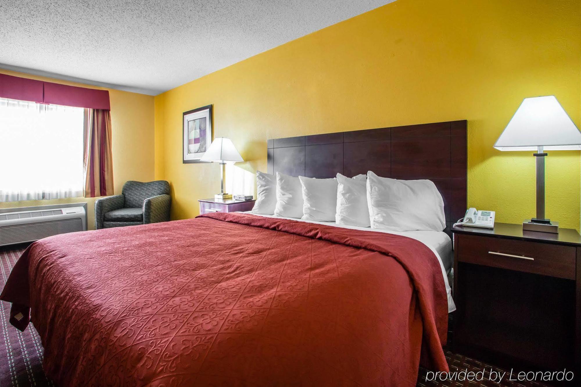 Quality Inn Central Wisconsin Airport Mosinee Экстерьер фото