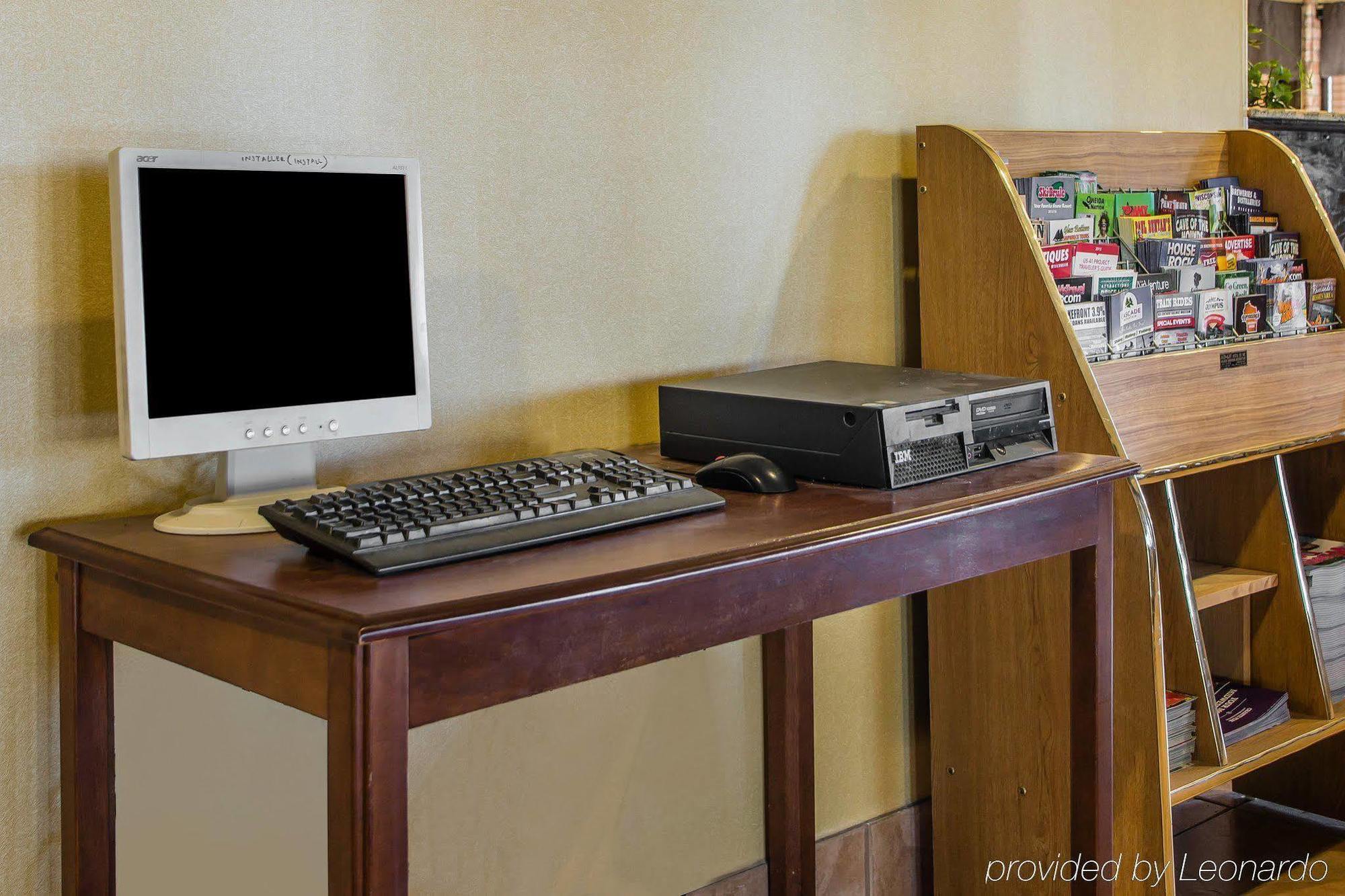 Quality Inn Central Wisconsin Airport Mosinee Экстерьер фото